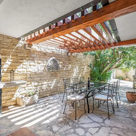 Villa Boutique Anna Varos