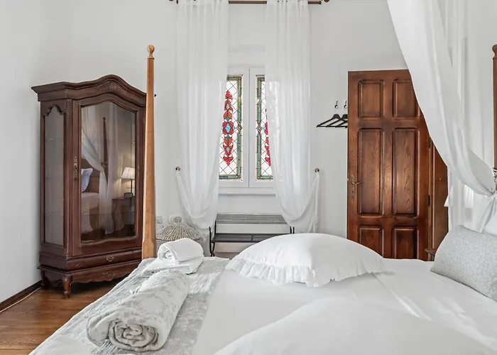 Boutique Anna Varos 빌라