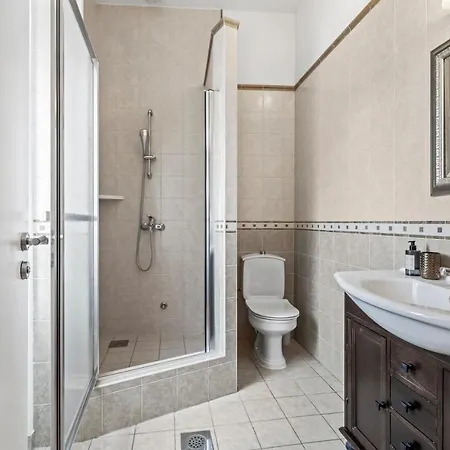 Boutique Anna Varos Villa *