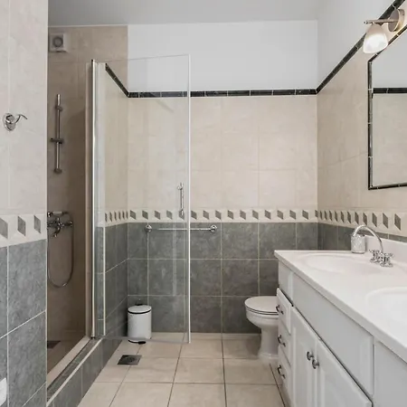 Boutique Anna Varos * Split