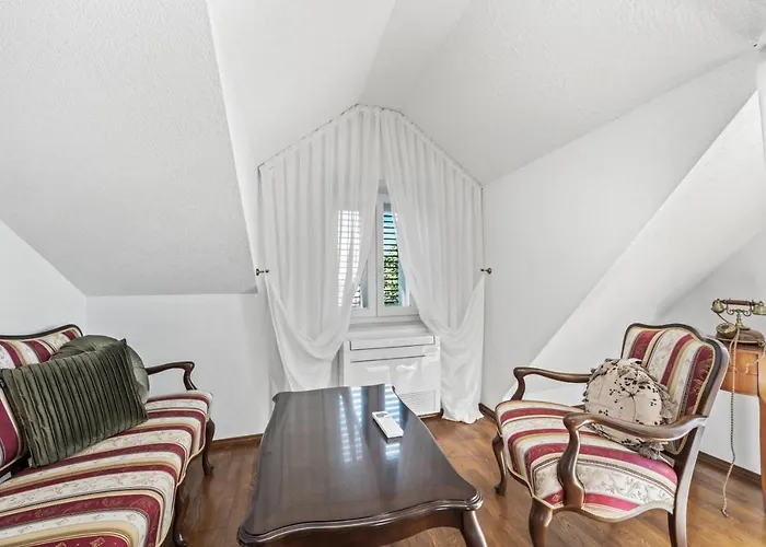 Boutique Anna Varos Villa Split