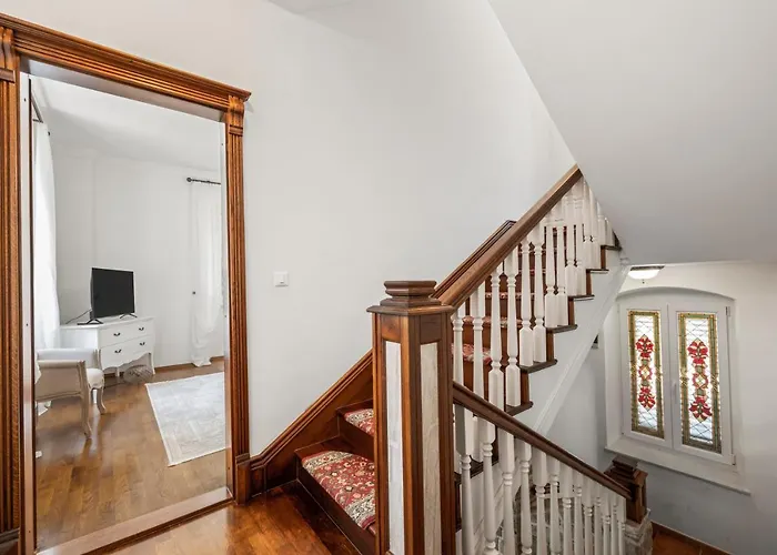 Boutique Anna Varos Βίλα *