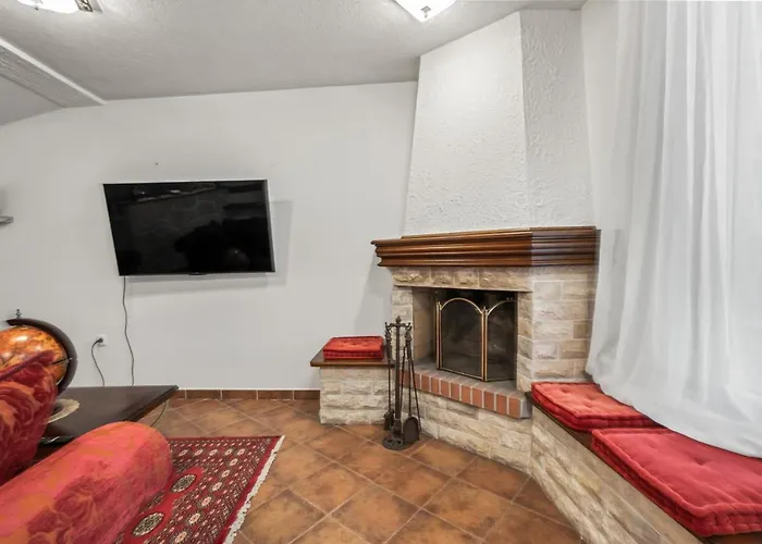 Boutique Anna Varos *