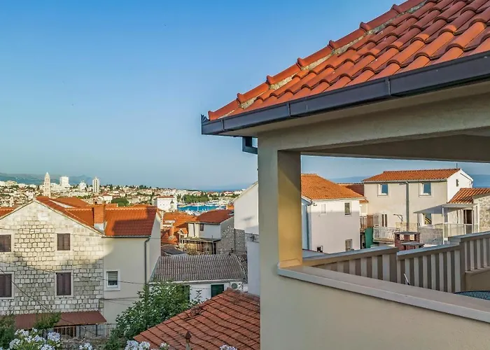 Boutique Anna Varos *